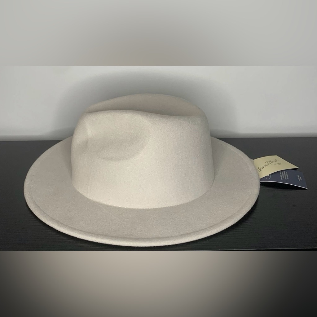 Universal Thread Goods Co Fedora Hat Gray LXl 5761cm Brand New Universal Thread Goods Co Fedora Hat Gray LXl 5761cm Brand New